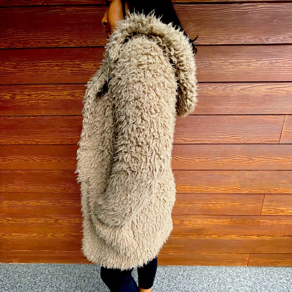 Zara Light Brown Fuzzy Coat, size M - Picture 3 of 5